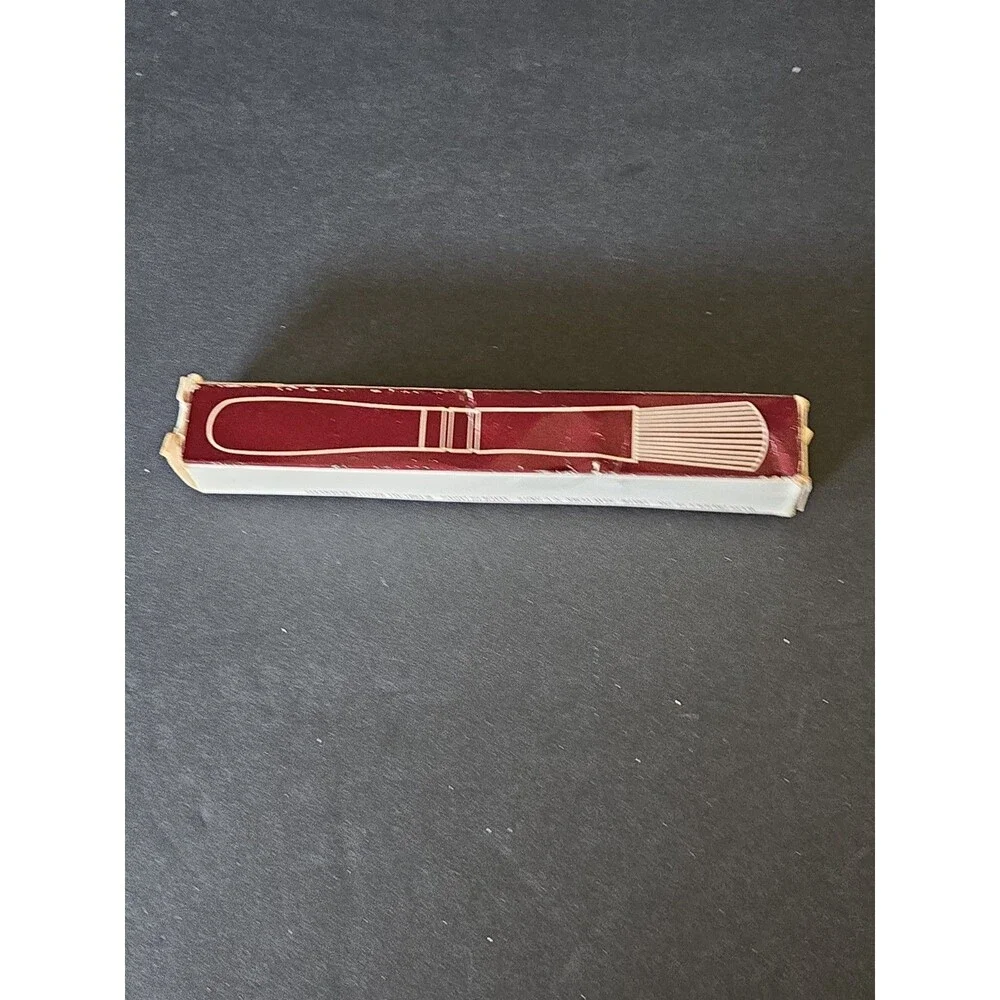 Vintage 1981 NOS New Avon Professional Blush Brush Original Box Sealed